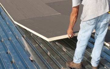 benefits of insulating Cummings Park flat roofing